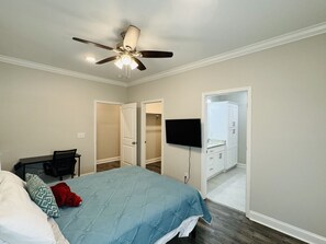 4 chambres, bureau, fer et planche à repasser, Wi-Fi gratuit