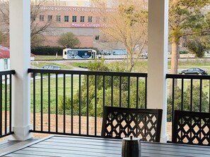 Unclassified image, 5 of 33, button