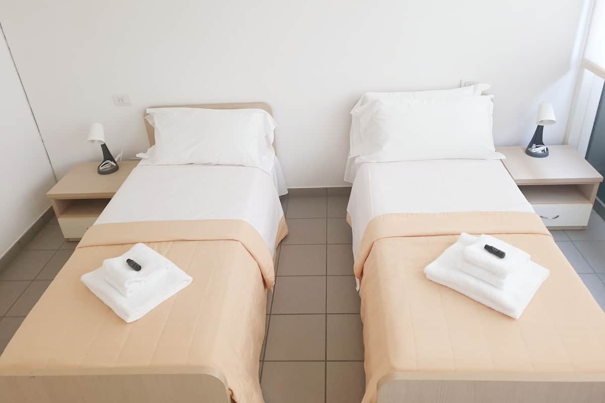 1 quarto, quartos à prova de som, ferros/tábuas de passar roupa