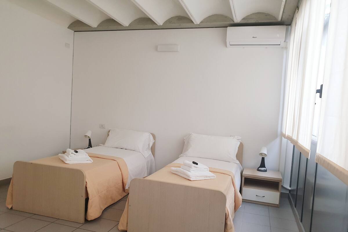 1 quarto, quartos à prova de som, ferros/tábuas de passar roupa