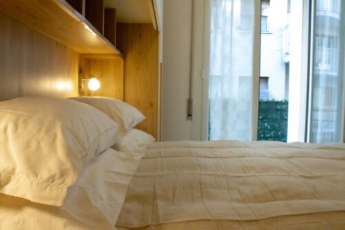 In the central area of San Remo, apartment for couples or families with two children.