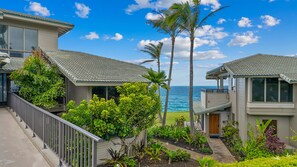 Property grounds - Kapalua Bay Villa 12G5 By Parrish Maui - Private end unit (Kapalua)