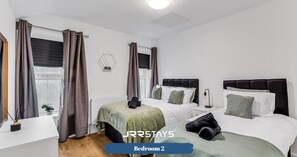 2 bedrooms - Cardiff - Stylish 2 Bedroom Sleeps 6 Wi-Fi 4Min Principality Stadium - JRR Stays (Cardiff)