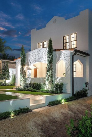 Exterior - The Lotus House · The Lotus House | Palm Beach Luxury Resort Living (West Palm Beach)
