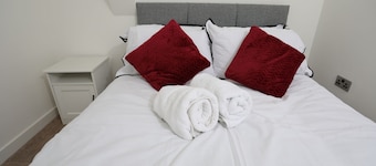 Plush 2-bedroom apartment Coventry city center