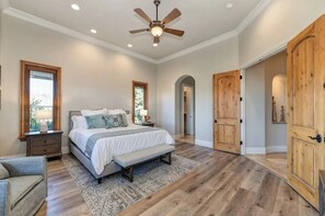 7 Schlafzimmer, WLAN, Bettwäsche