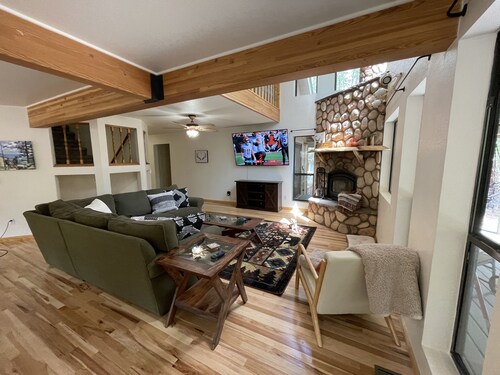 Wooded Pine Cabin w/ Loft & Covered Patio, WiFi, Covered Parking STR-2509-0071