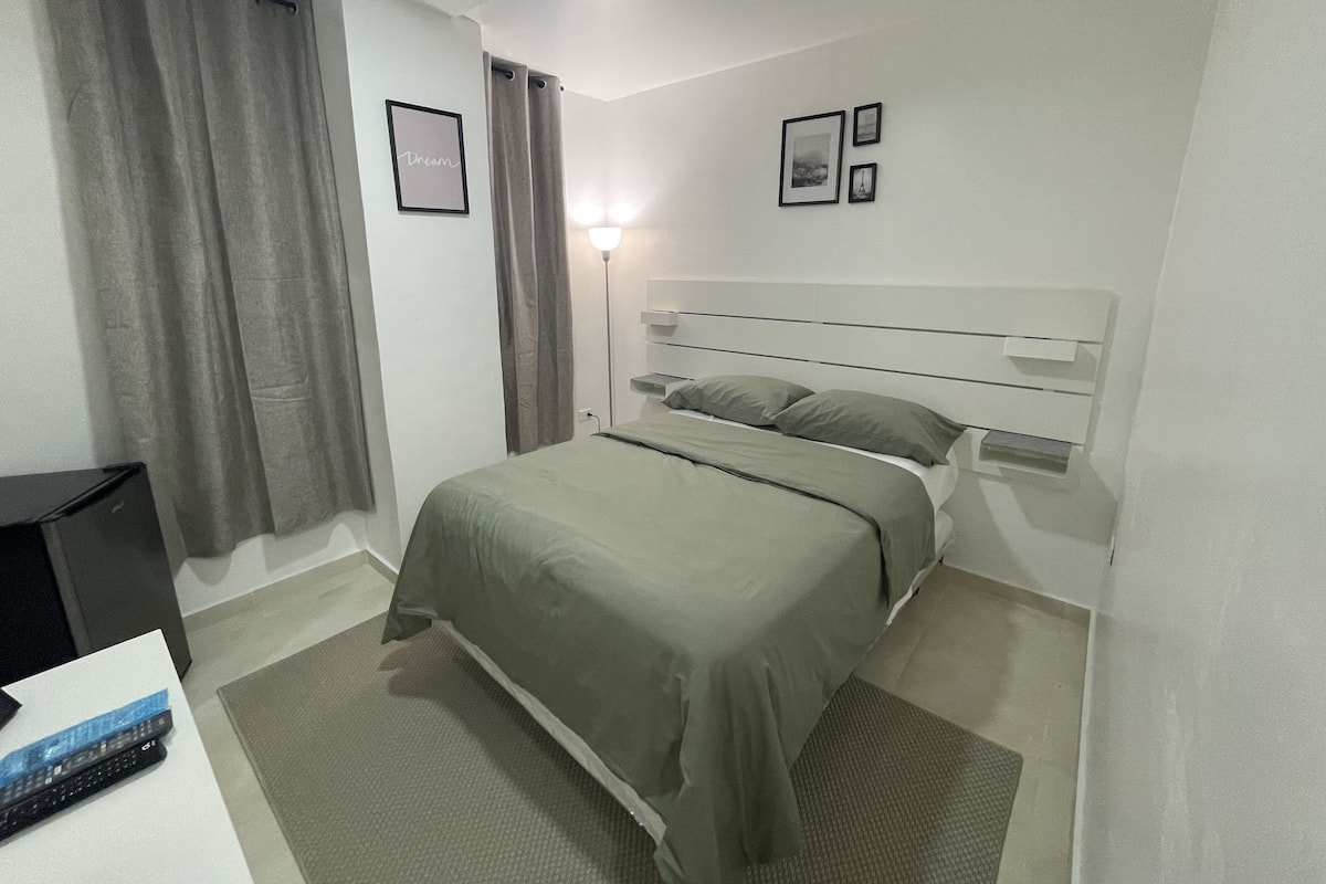 Executive kamer | Luxe beddengoed, donzen dekbedden, Tempur Pedic-bedden