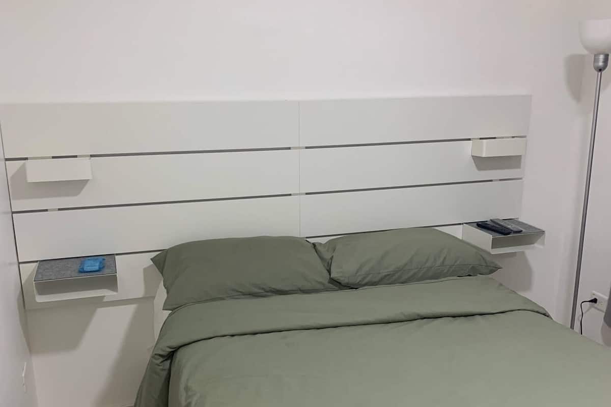 Comfort kamer | Luxe beddengoed, donzen dekbedden, Tempur Pedic-bedden