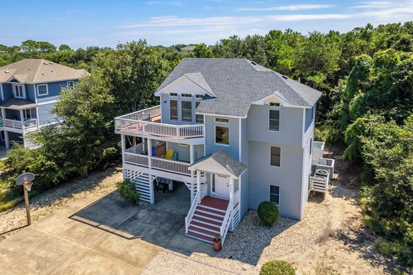 المنشأة من الخارج