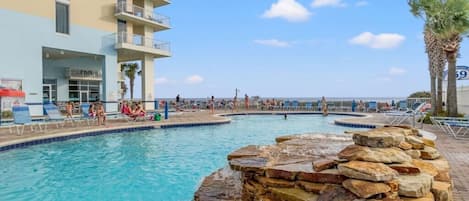 Piscine couverte, piscine chauffée