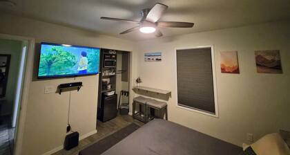 Cozy & Clean Casita w/ Hammocks & Disc Golf