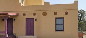 Cozy & Clean Casita w/ Hammocks & Disc Golf
