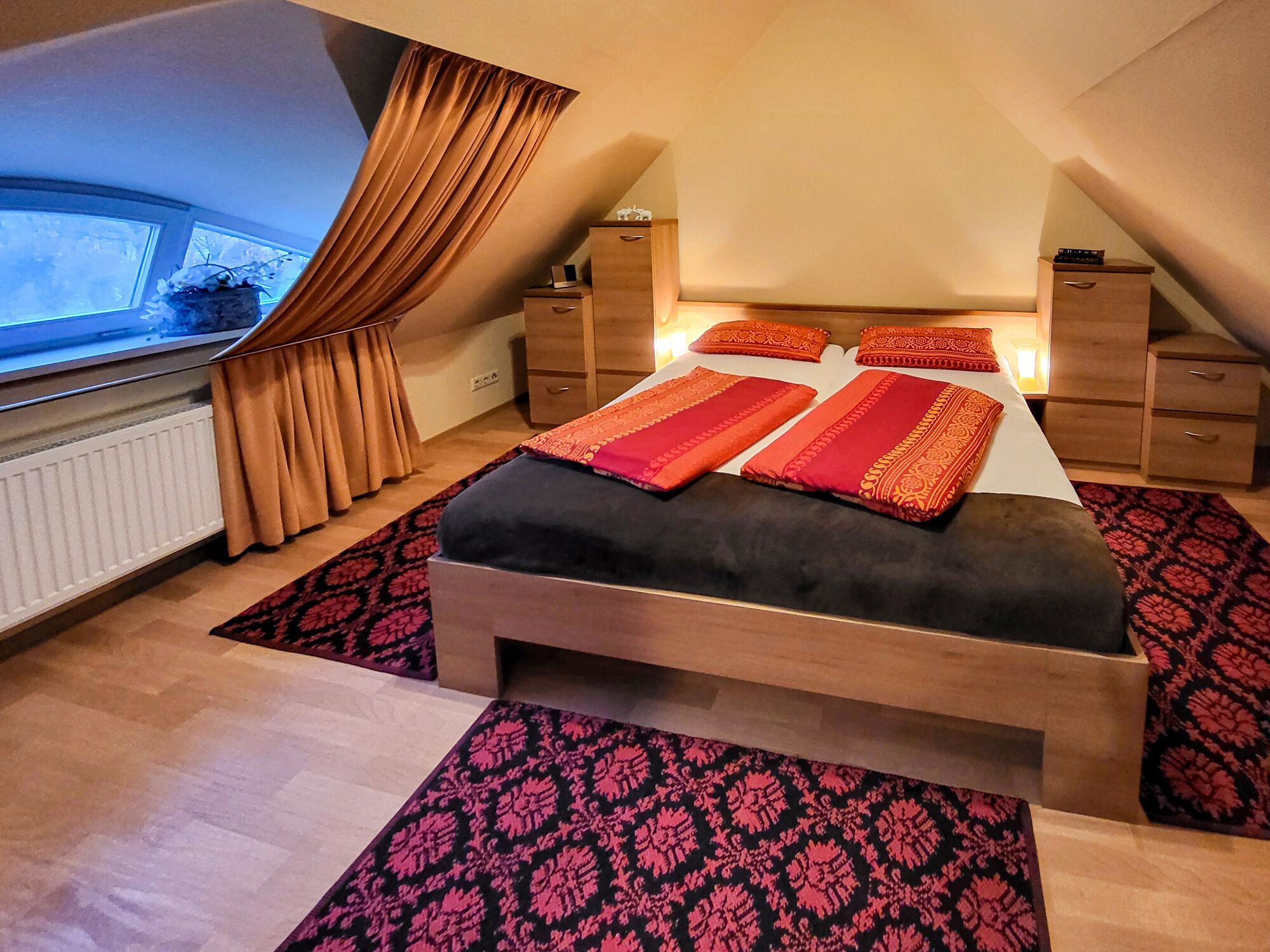 2 Schlafzimmer, Reisekinderbett, kostenloses WLAN, Bettwäsche