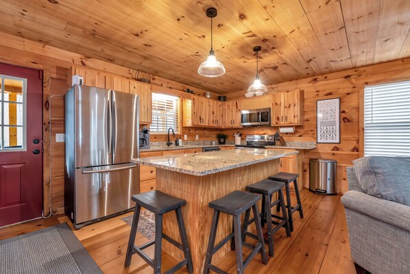 Fridge, microwave, oven, stovetop - Cozy 2BR Cabin w/ Loft & Fire Pit, 5mi Helen GA (Sautee Nacoochee)