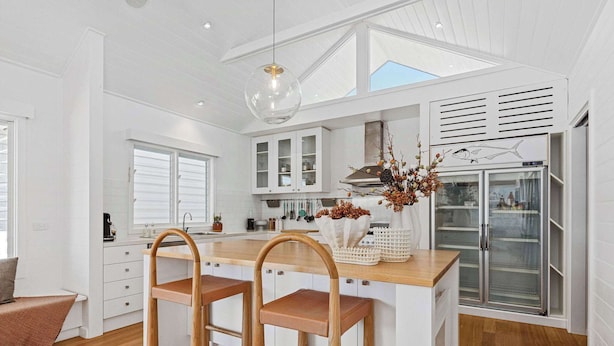 Dining - Jasmine's Cottage | Heated Pool In Perfect Sorrento Location (Sorrento)