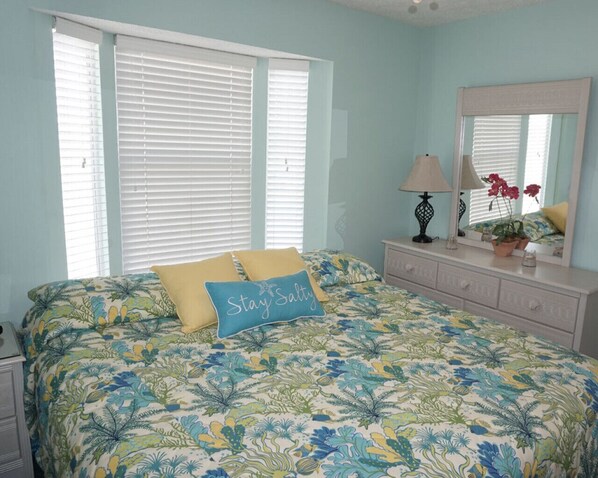 3 bedrooms, iron/ironing board, free WiFi