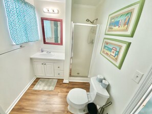 Bathroom - Venture Out, #646 Octopus Dr. Comes WITH GOLF CART! (Panama City)