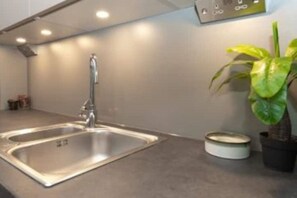 Microwave, oven - All inclusive LuxuryHome in Shoreditch Central Lon (London)