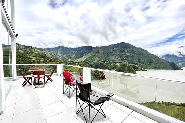 Luxury Cottage (EcoCasa en el Aire) | Terrace/patio