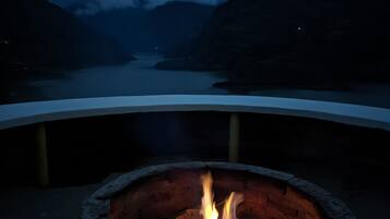 Luksusmökki (EcoCasa en el Aire) | Terassi/patio