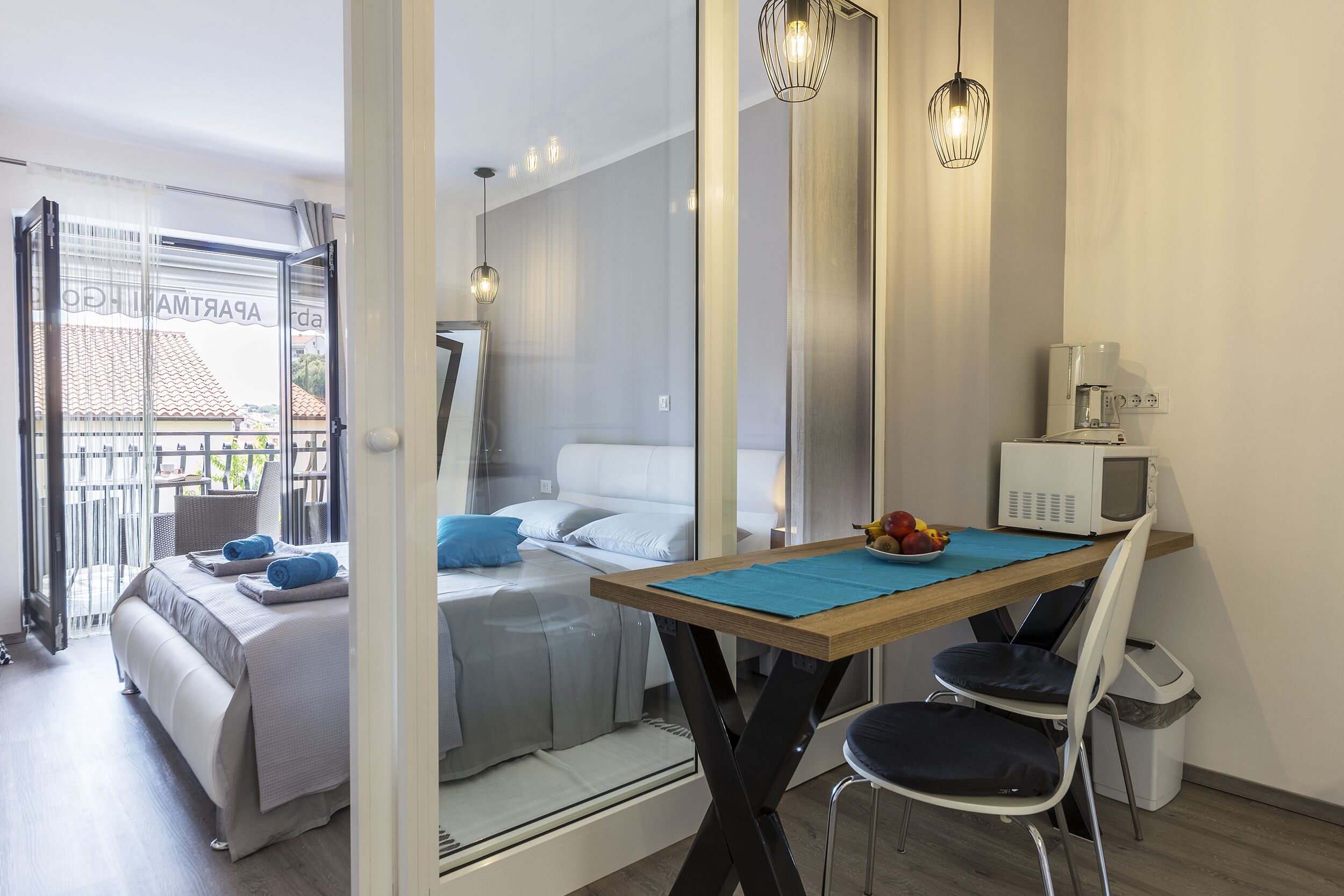 1 soverom, strykejern/-brett, wi-fi (inkludert) og sengetøy