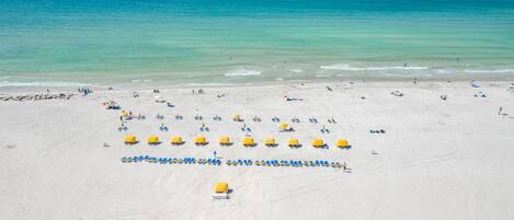 In Strandnähe, Liegestühle