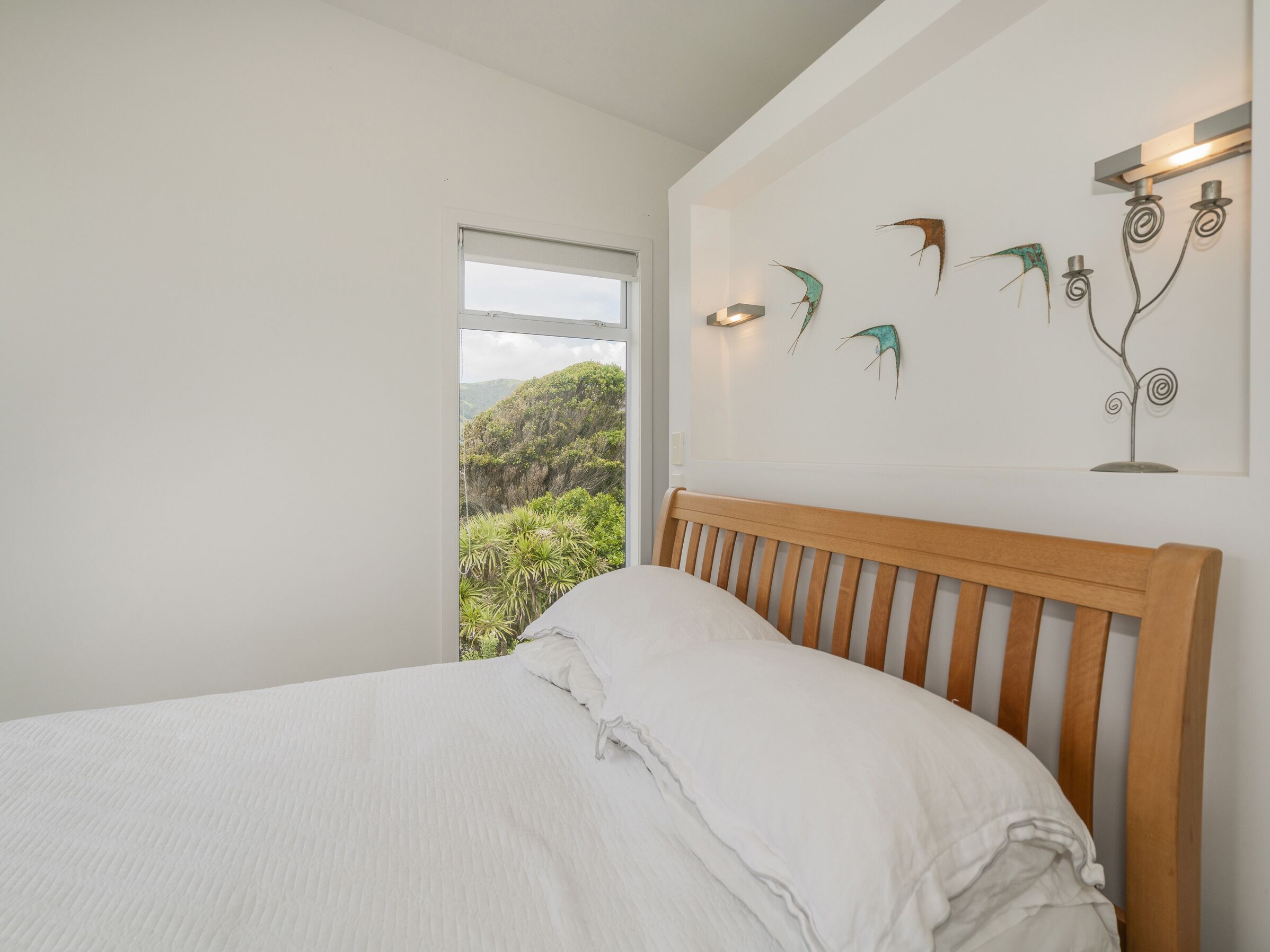 4 habitaciones, tabla de planchar con plancha, wifi y ropa de cama 