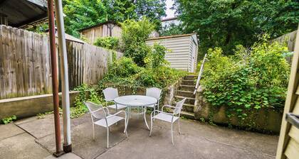 Spacious 4BR Home-Walk to Stunning Views & Dining!