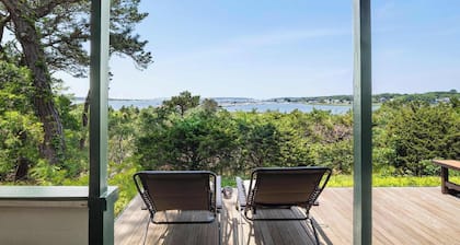 Stunning Water Views Sleeps 14!