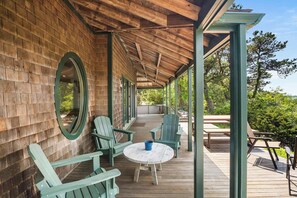 Terrace/patio - Stunning Water Views Sleeps 14! (Wellfleet)