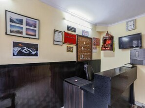 Interior - Goroomgo Chand Regency Nainital (Nainital)