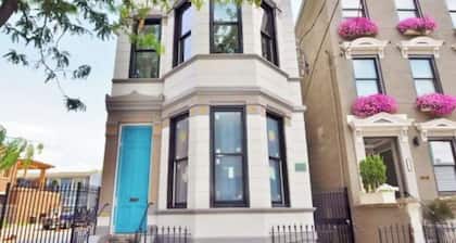 Historic Penthouse Style Loft in OTR, Parking Included