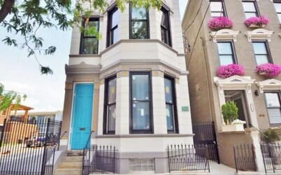 Historic Penthouse Style Loft in OTR, Parking Included
