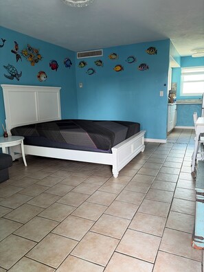 1 bedroom, free WiFi, bed sheets - Oceanview 🌊 Studio - Pool, Beach 🏝️, Bandshell, Boardwalk, Ocean Center, Main St  (Daytona Beach)