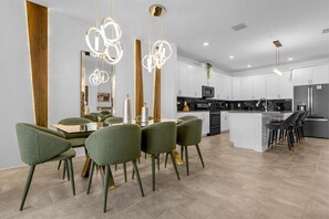 Dining - 6 Bedrooms/ 5 Bathroom Champions Gate (9107 SH) (Davenport)