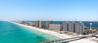 Perfect for families - Private pool, updated home!