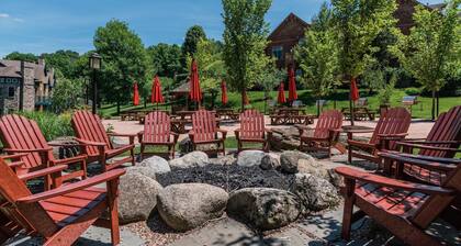 Water Park (Next Door) Pool Hot Tubs Mtn Creek Wineries #07-11M