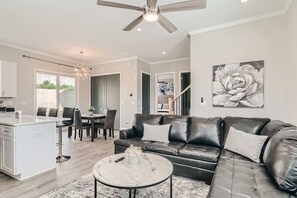 TV, fireplace, offices