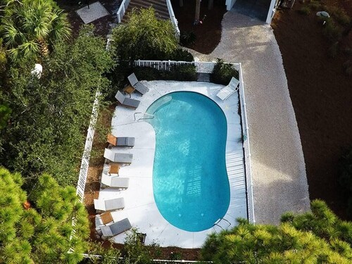 Vitamin Sea!  Private Pool!