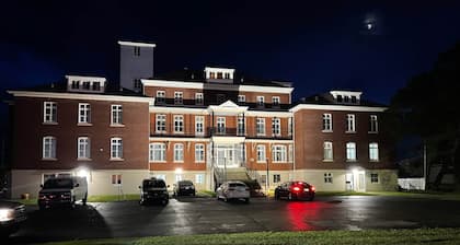 The Couvent, 412- chambre Queen