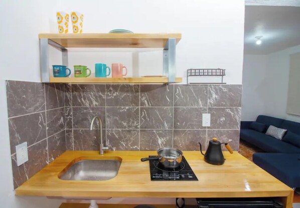 Private kitchen - Loft Departamento cerca a Caves Tolantongo wifi (Cardonal)