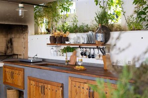 Kühlschrank, Ofen, Herdplatte, Geschirrspüler