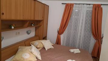 2 habitaciones, internet y ropa de cama