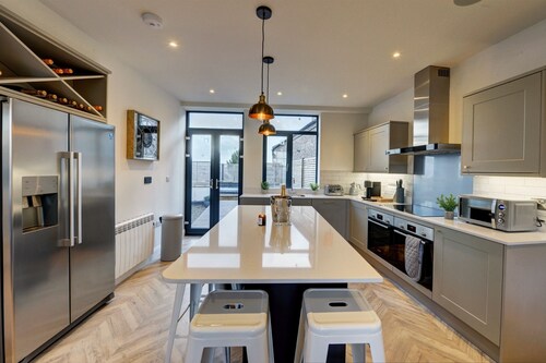 The Penthouse - A Touch of Style!