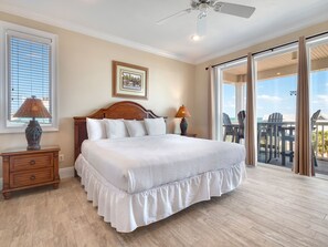 7 bedrooms, iron/ironing board, free WiFi, bed sheets - Sea Dawg: Beautiful Beach Views Home- Sleeps 18, Priv. Pool, Pet Friendly! (St. George Island)