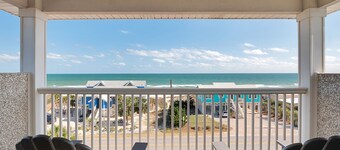 Sea Dawg: Beautiful Beach Views Home- Sleeps 18, Priv. Pool, Pet Friendly!