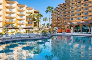 Outdoor pool, a heated pool