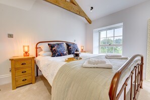 3 bedrooms, WiFi, bed sheets - Loft 11 - Unique Apartment with Stunning Views (Glasshouses)