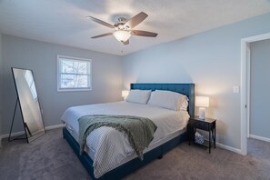 3 dormitorios, cuna de viaje, wifi gratis y ropa de cama